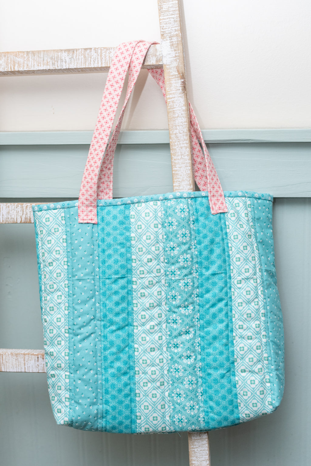 Summer Quilted Tote- Blue
