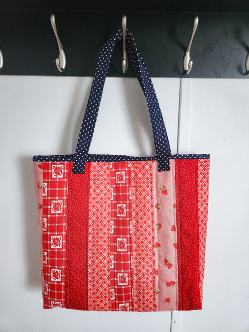 Flag Quilty Tote- Strawberry