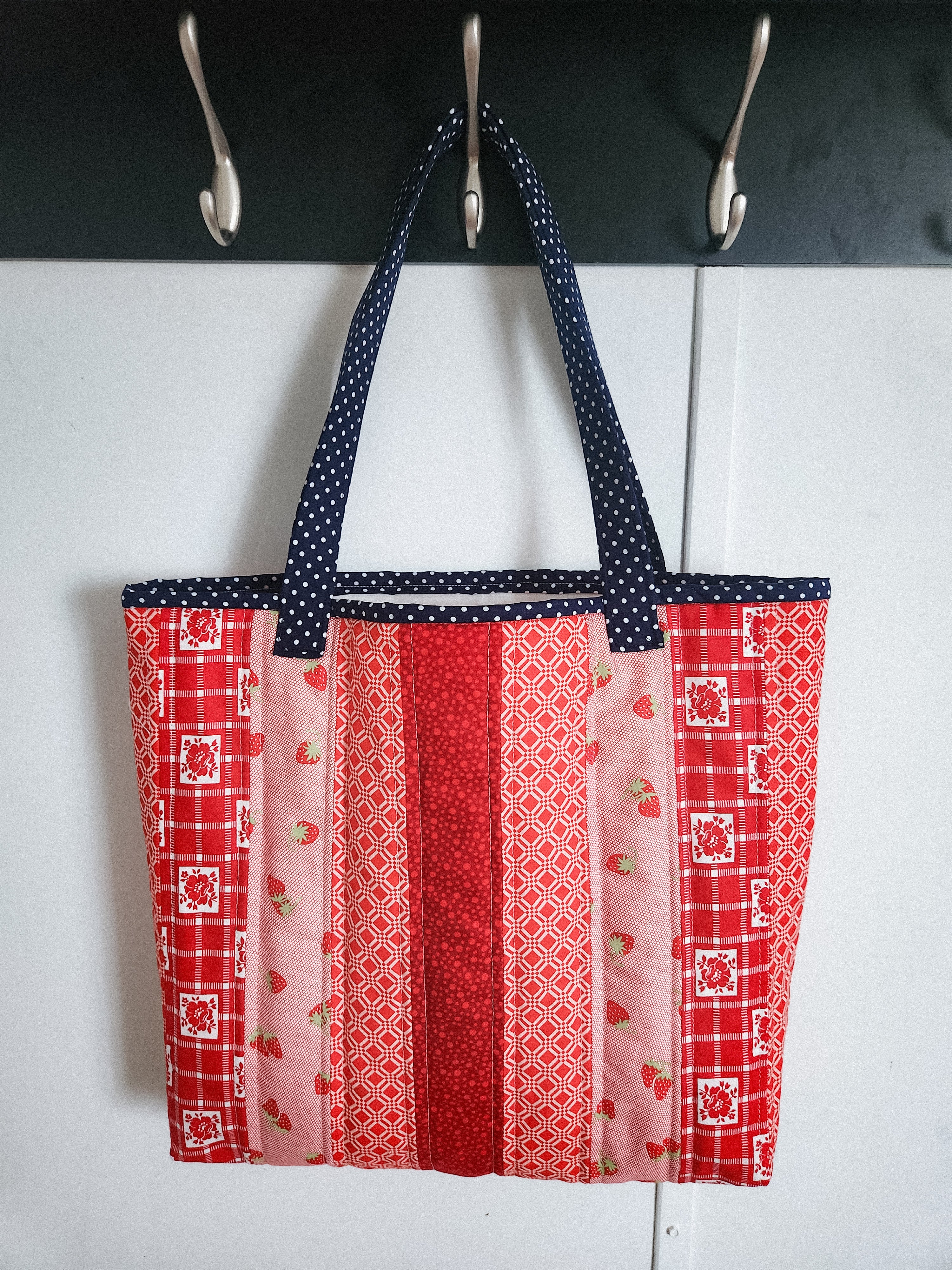 Flag Quilty Tote- Dots